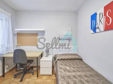 Piso de 84 m² en Oviedo