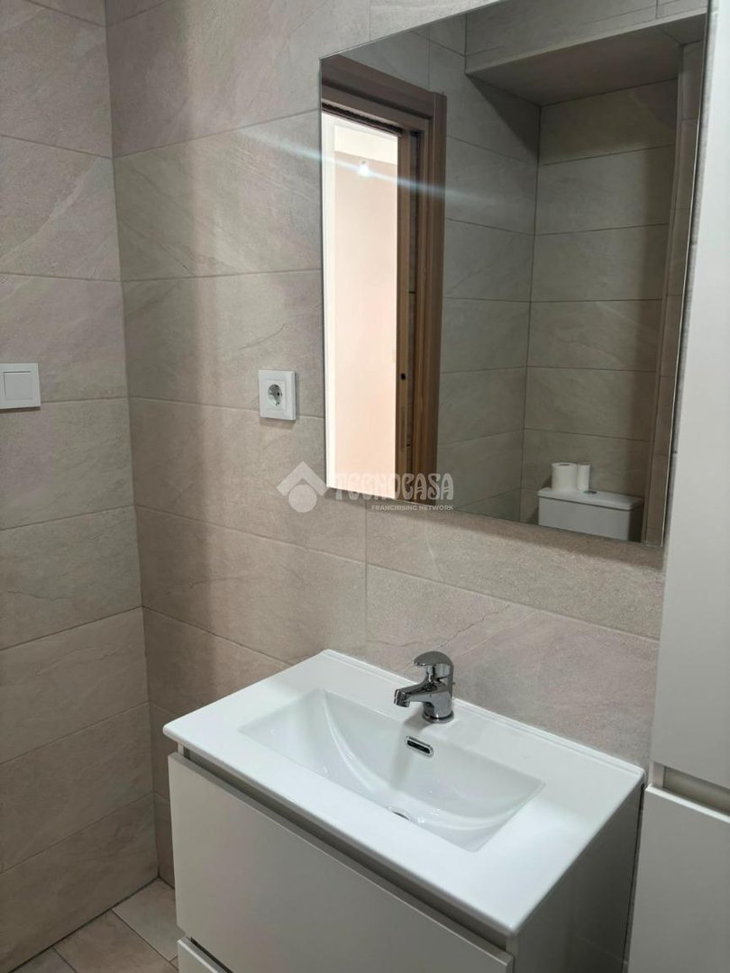 Piso de 79 m² en Granada