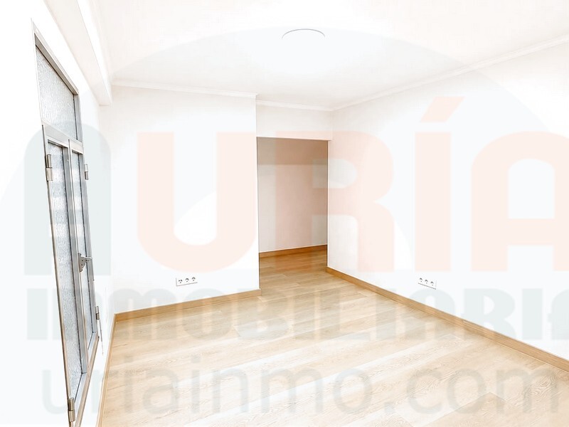 Pis de 78 m² a Oviedo