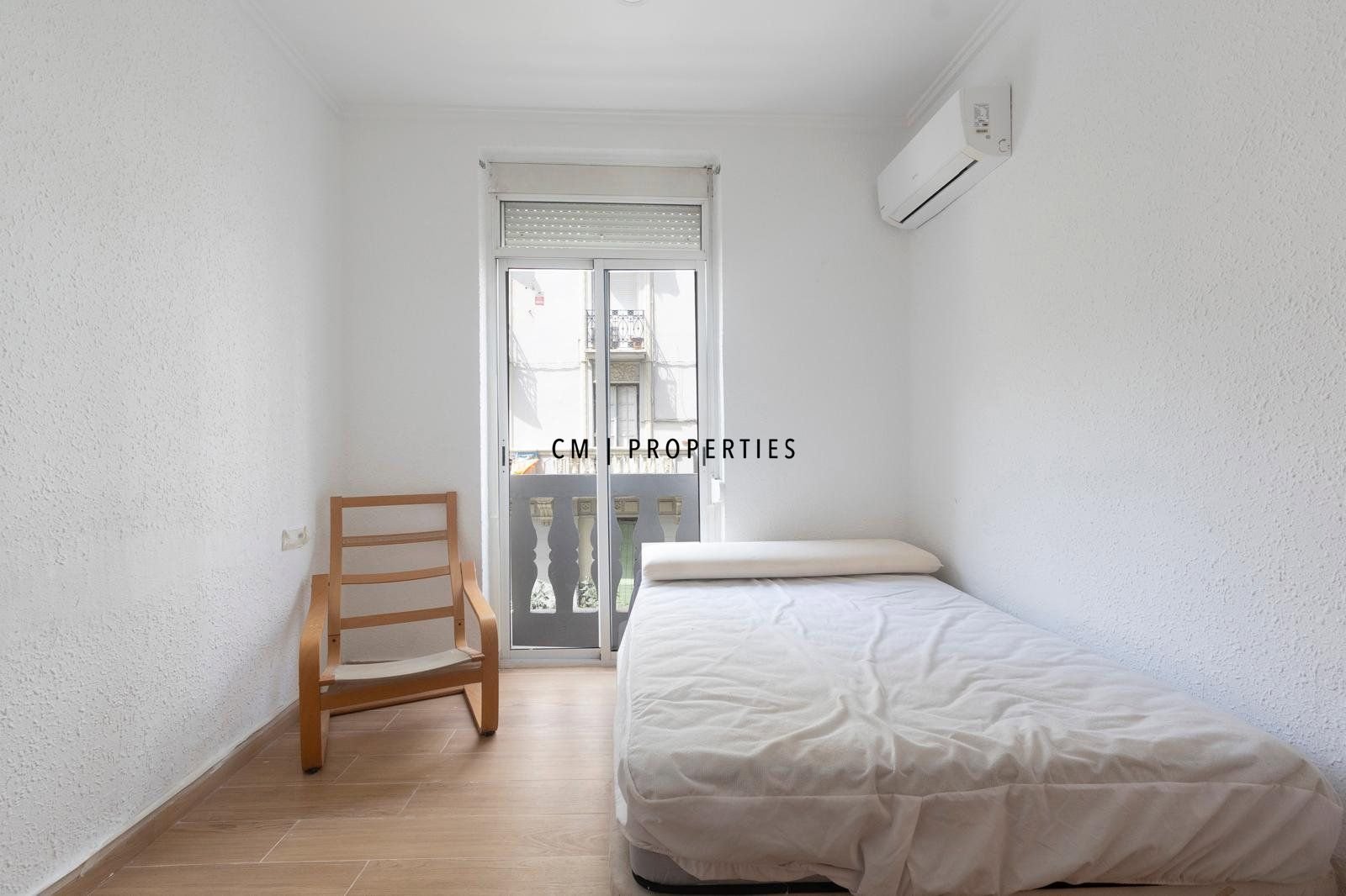 Pis de 77 m² a València