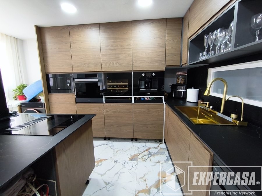 Piso de 128 m² en Manises