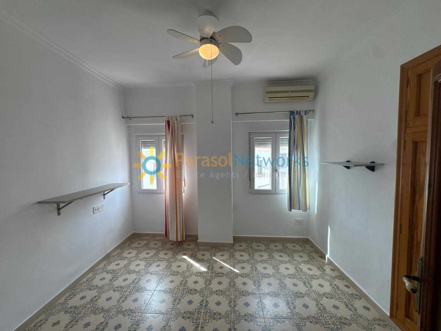 Piso de 262 m² en Ador