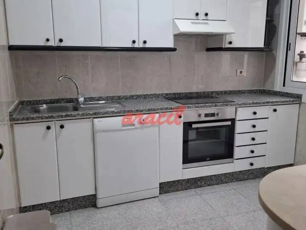 Pis de 85 m² a Ourense