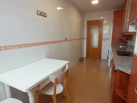 Piso de 93 m² en Oviedo