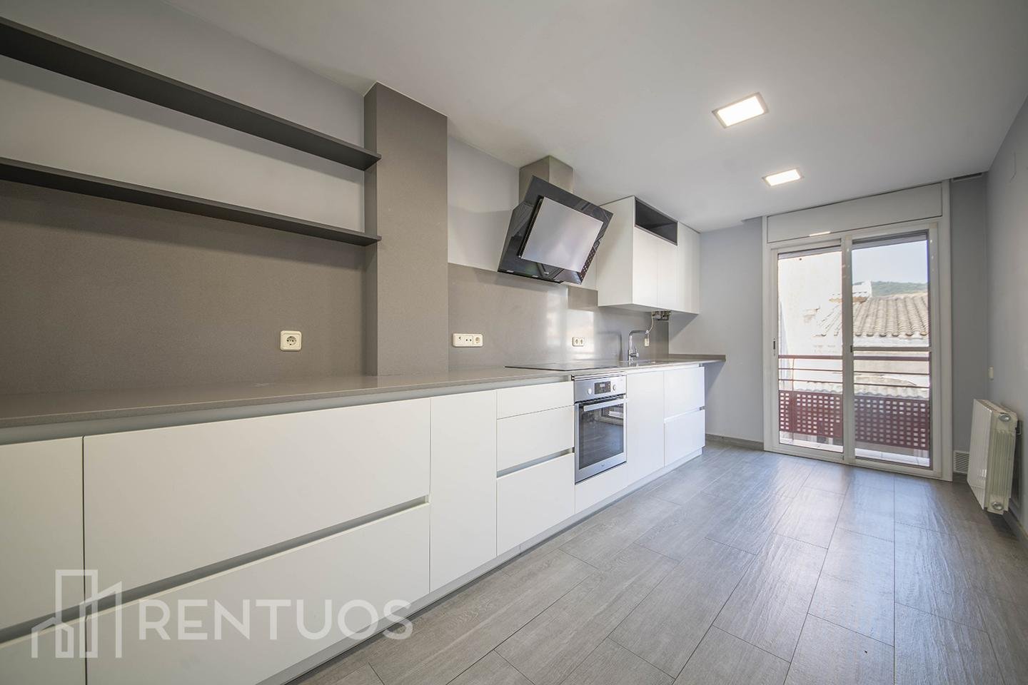 Wohnung 80 m² in Montcada i Reixac