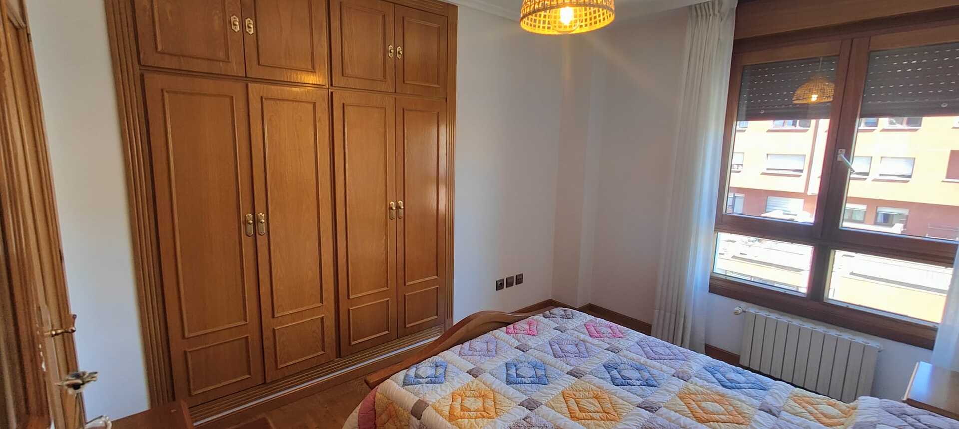 Piso de 82 m² en Oviedo