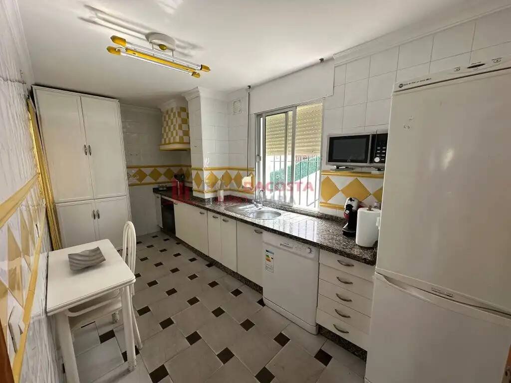 Casa de 140 m² en Lepe
