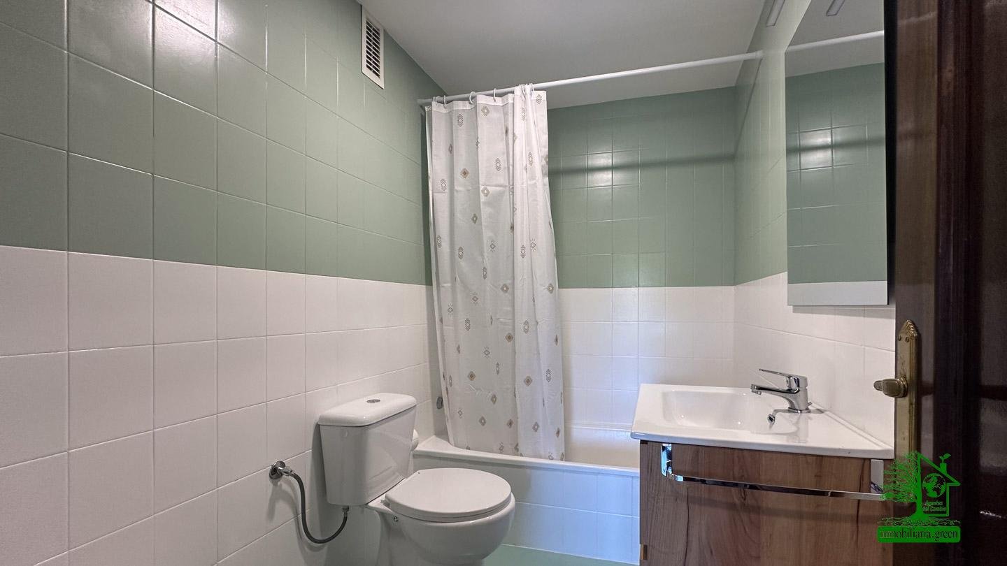 Piso de 94 m² en Oviedo