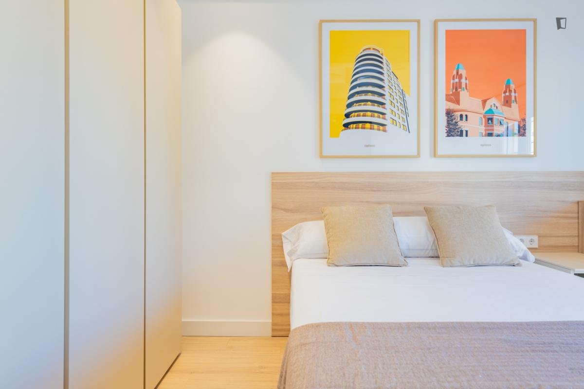 Chambre à louer, Valence