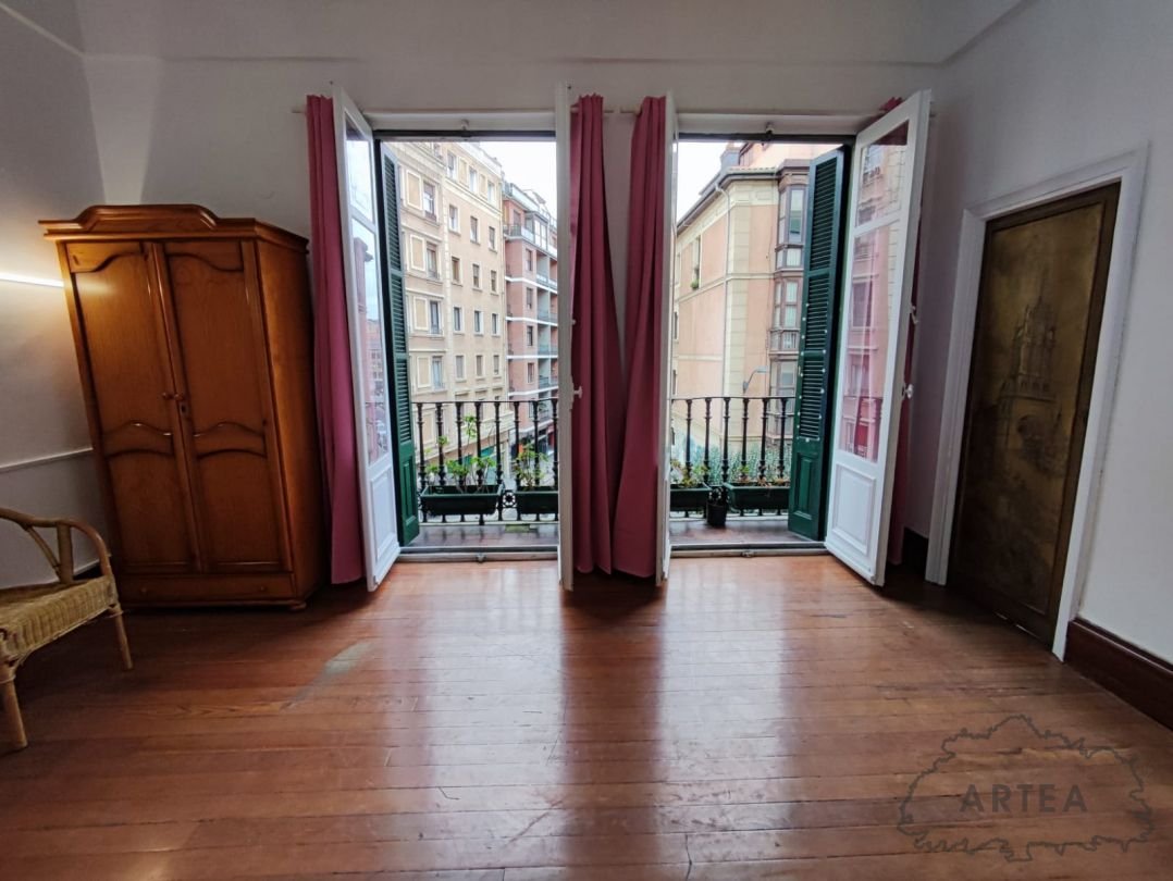Квартира 210 м² в Бильбао