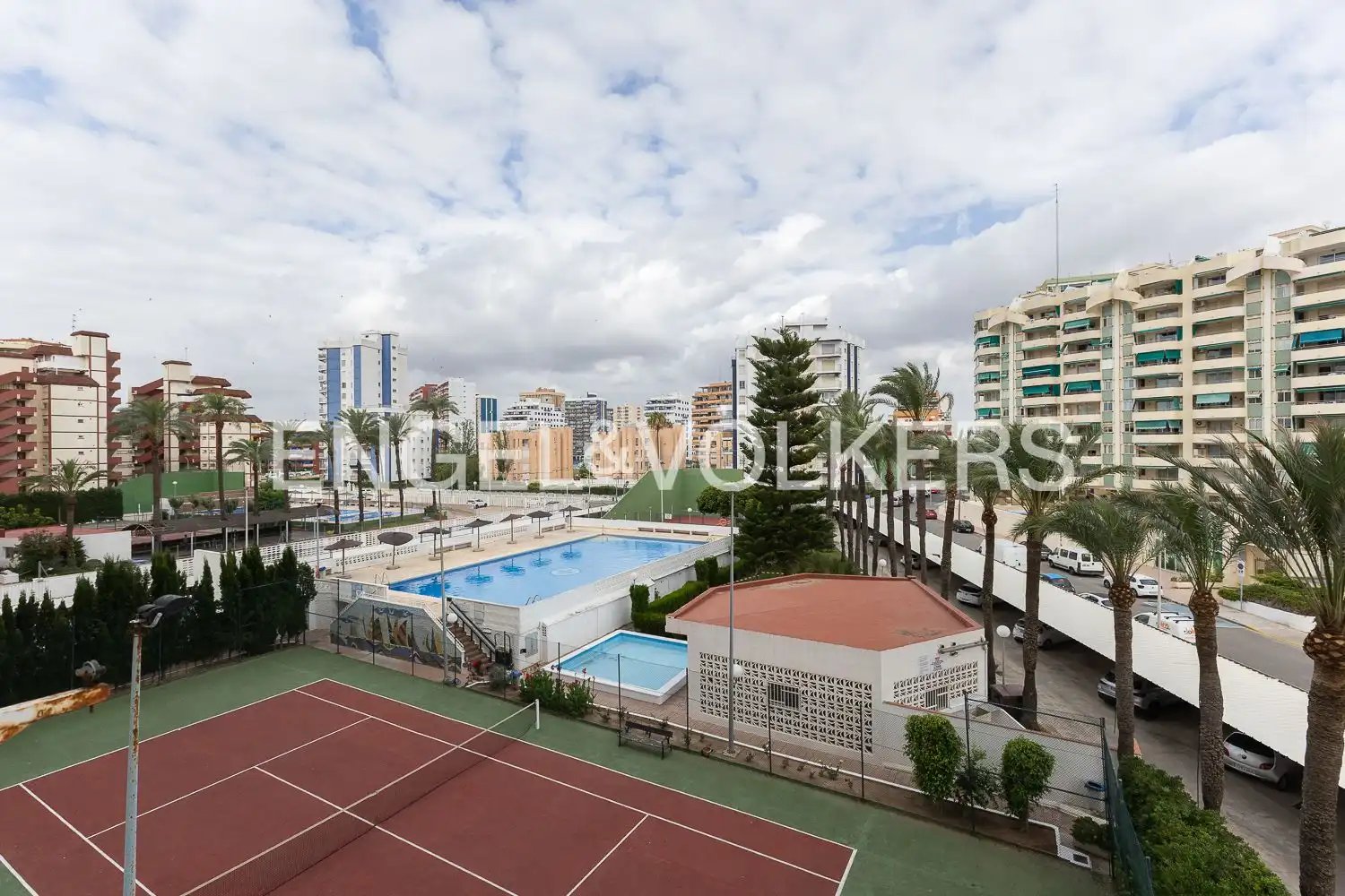 Квартира 94 м² у la Pobla de Farnals