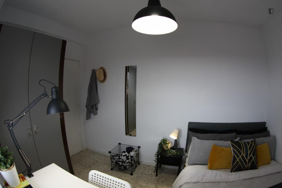 Habitació de lloguer, Madrid