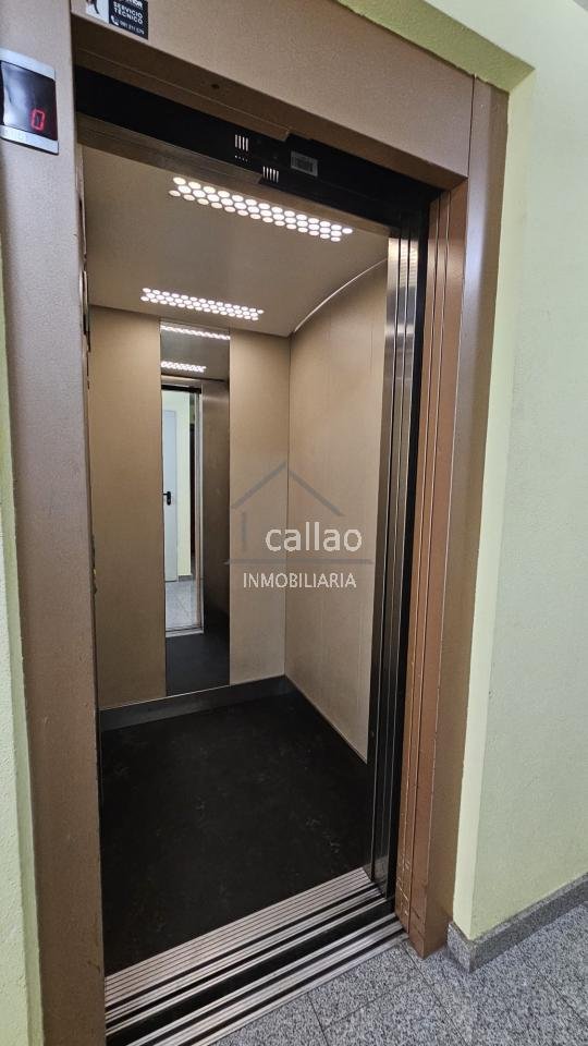 Piso de 85 m² en Narón