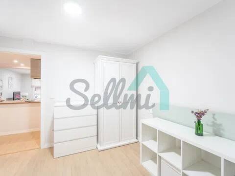 Piso de 80 m² en Oviedo