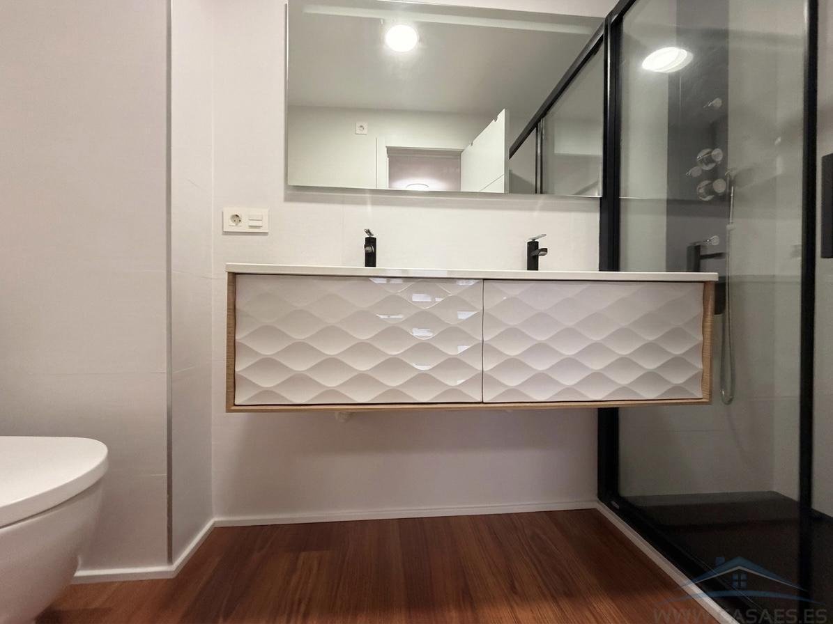 Piso de 140 m² en Almería