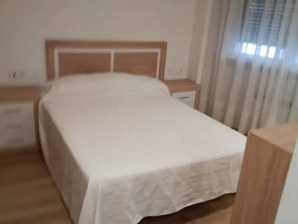 Piso de 90 m² en Pontevedra