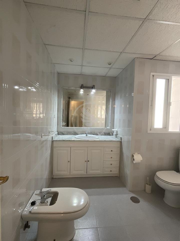 Piso de 100 m² en Linares