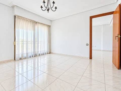 Wohnung 105 m² in Alicante