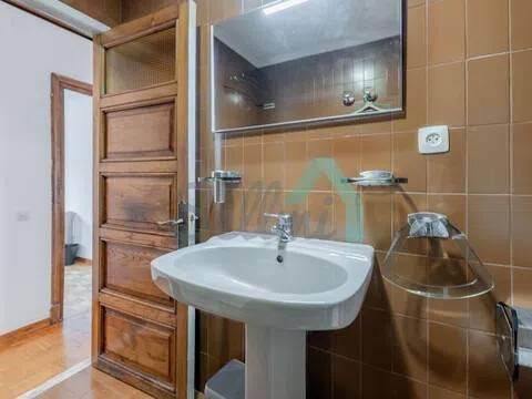 Piso de 153 m² en Oviedo