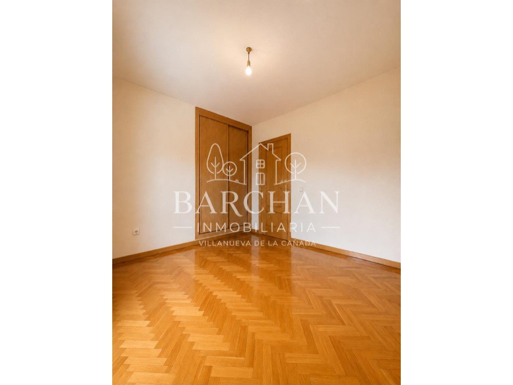 Casa de 300 m² a Villanueva de la Cañada