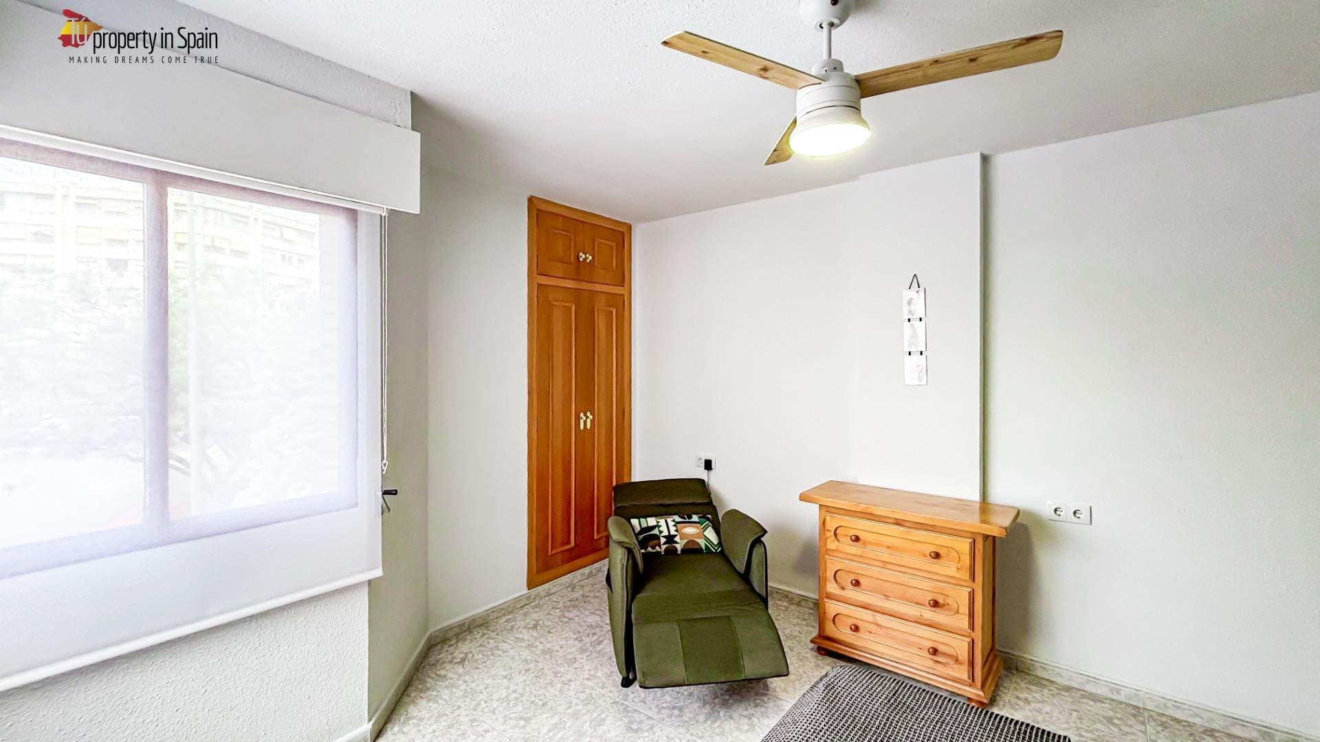 Chambre 133 m², Alicante