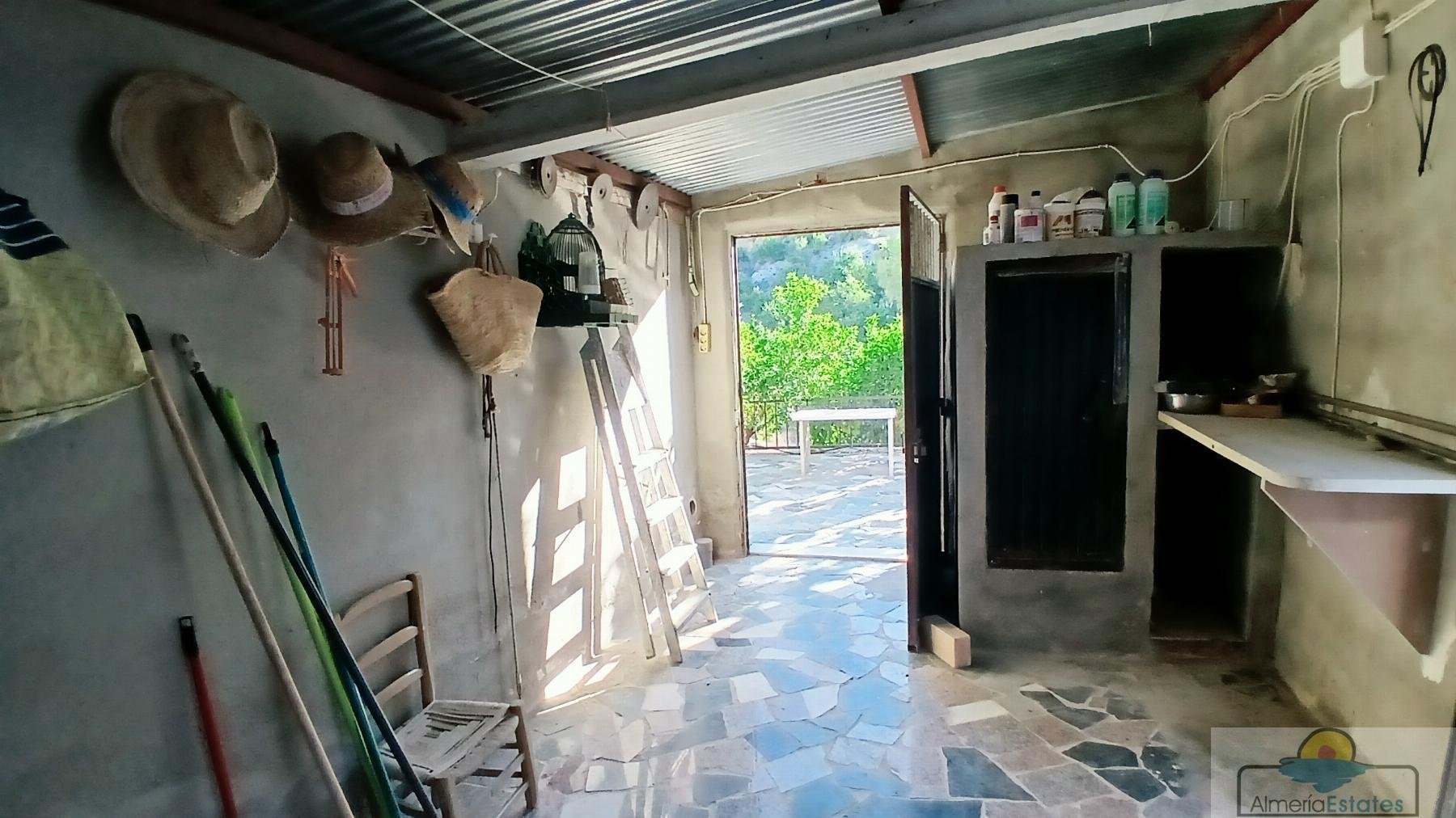 Casa de 100 m² en Cantoria