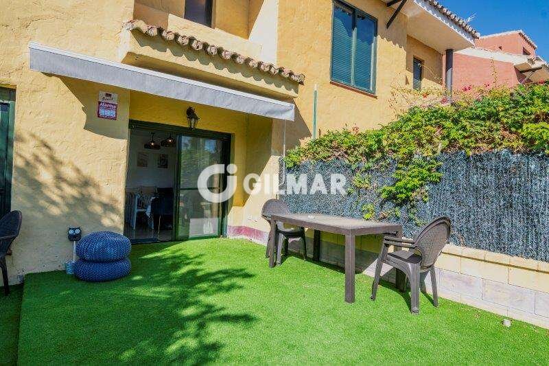 Casa de 250 m² a Estepona