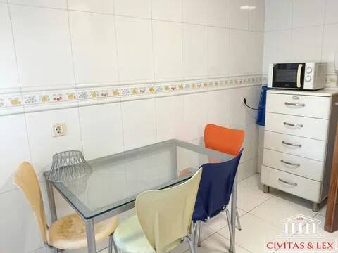 Piso de 80 m² en Ourense
