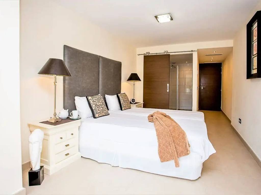 Haus 650 m² in Marbella