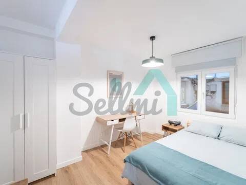 Piso de 81 m² en Oviedo