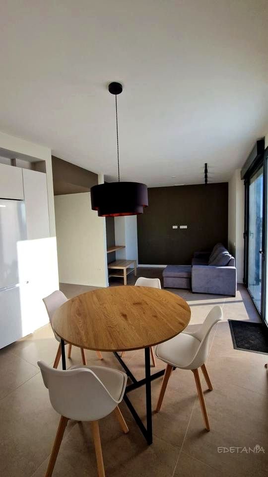 Piso de 83 m² en Vinalesa