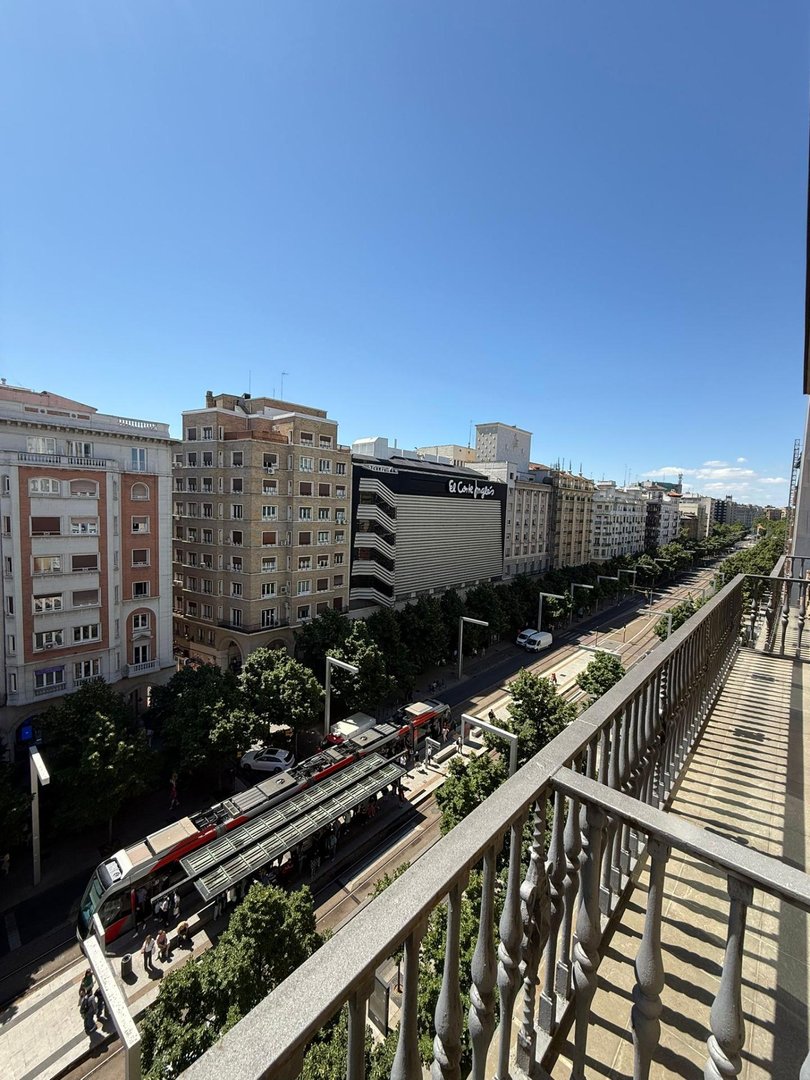 Appartamento 398 m² a Saragozza