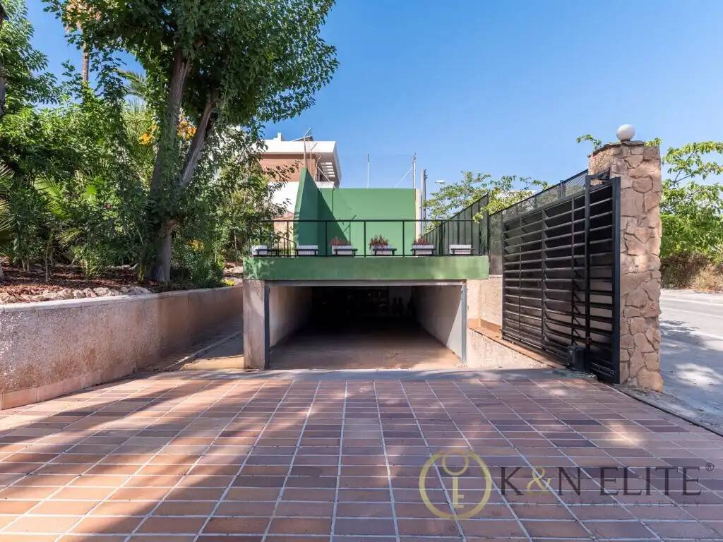 Casa de 1290 m² en Alicante