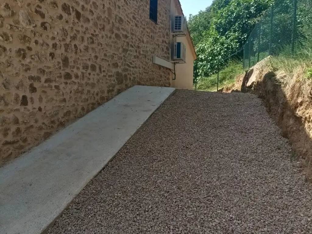 Casa de 150 m² en Sant Aniol de Finestres