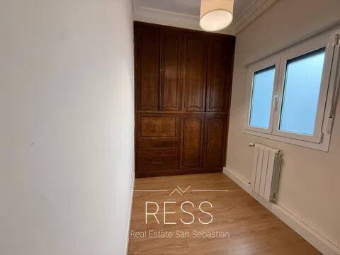 Piso de 90 m² en San Sebastián