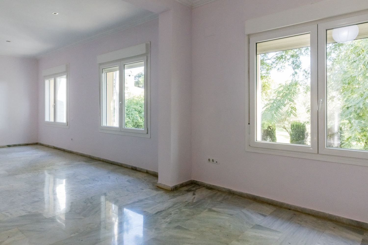 Haus 370 m² in Mairena del Aljarafe