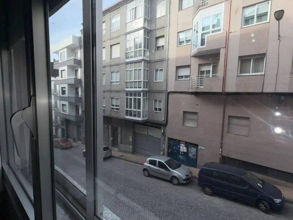 Piso de 80 m² en Ourense