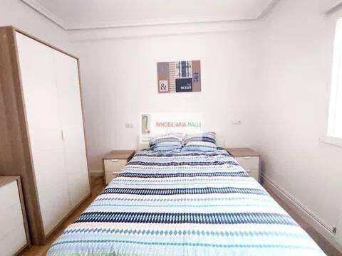 Pis de 130 m² a Oviedo