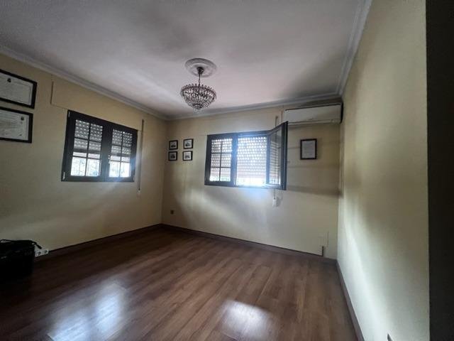 Casa de 190 m² en Algeciras