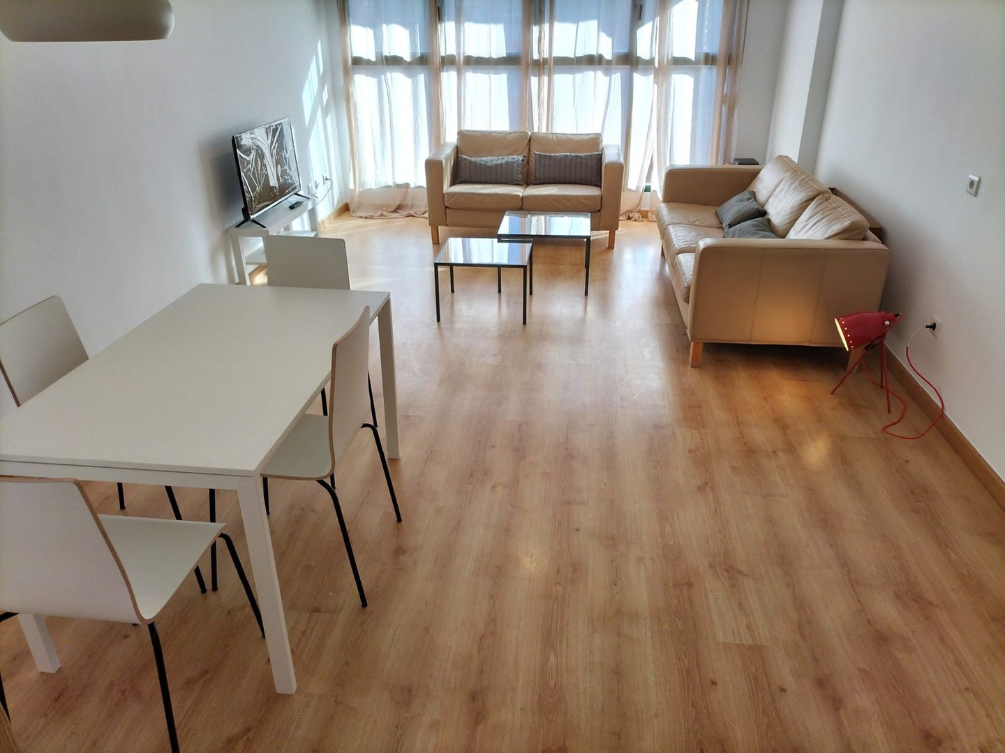 Chambre à louer, Valence