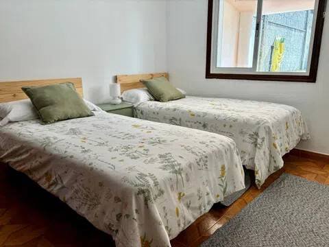 Casa de 85 m² en Oleiros