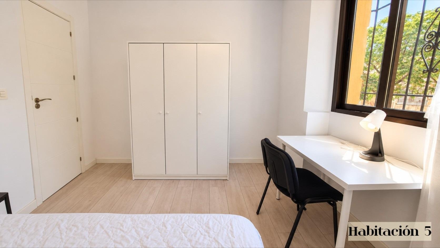 Habitación 153 m², Granada