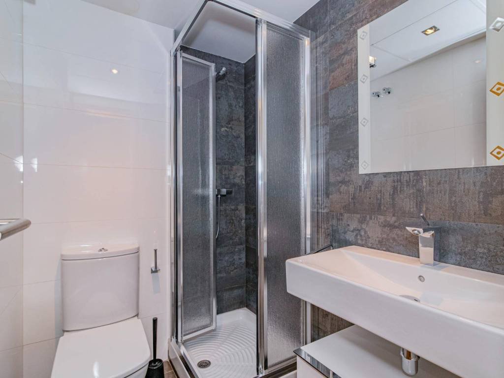 Piso de 115 m² en Granada