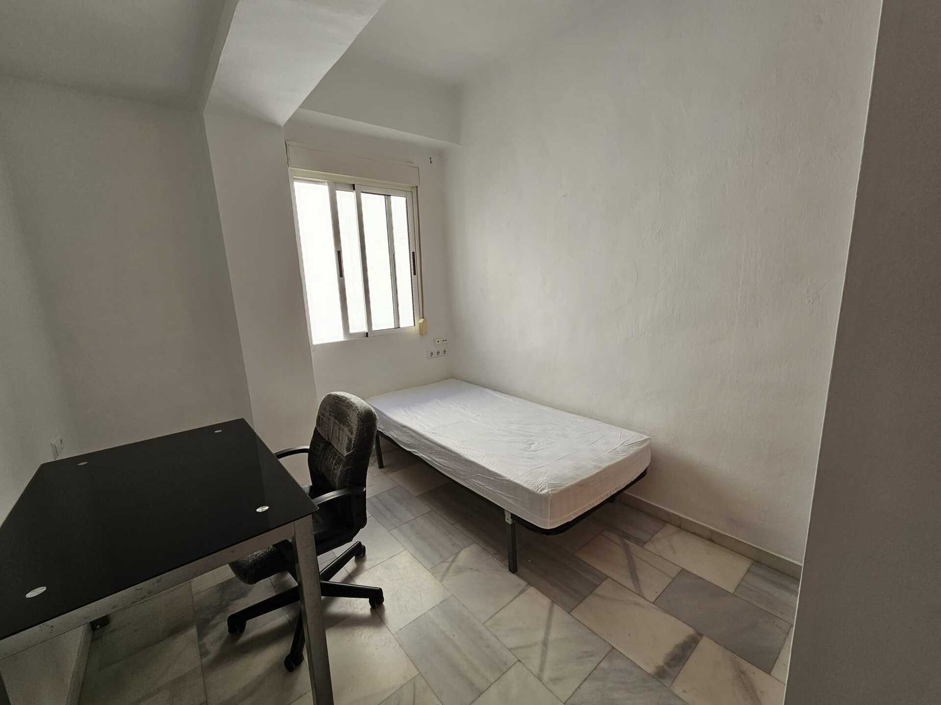 Habitación 150 m², Granada