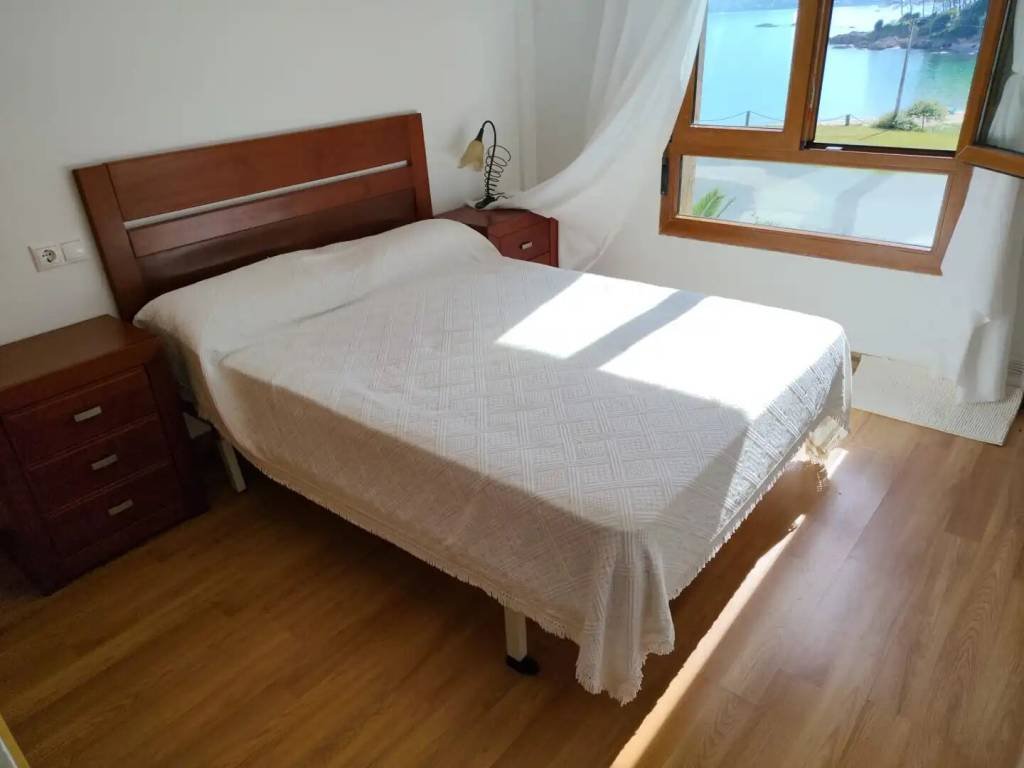 Piso de 70 m² en Ribeira
