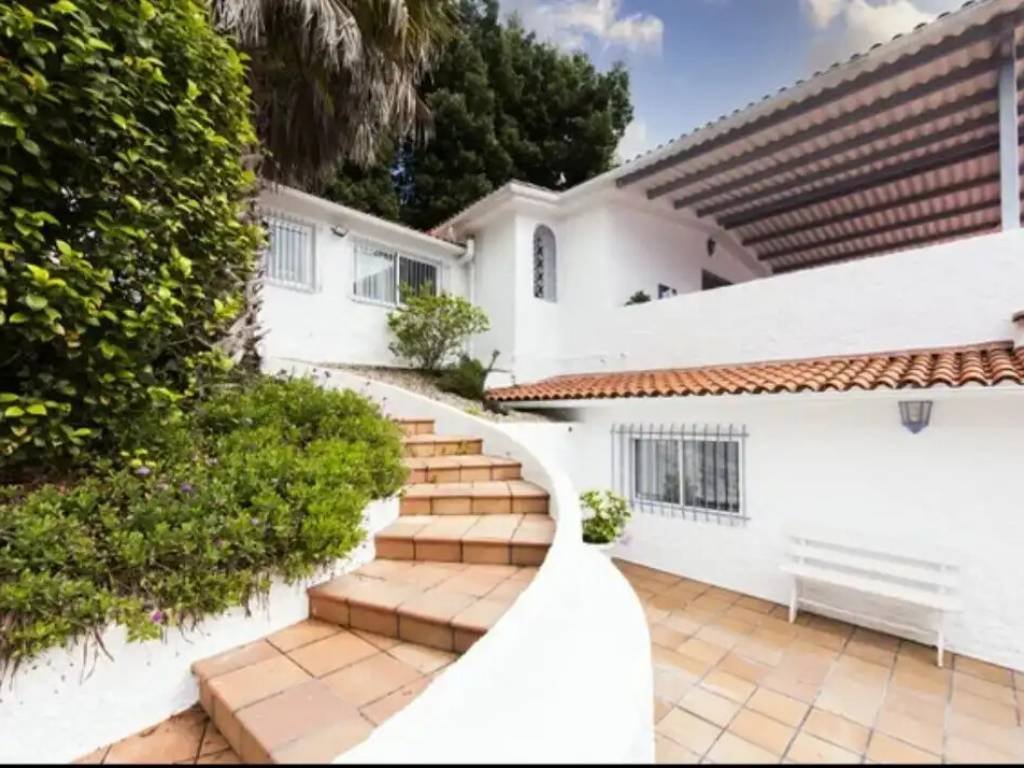 Casa de 200 m² en Redondela