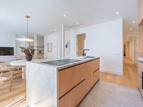 Wohnung 161 m² in Madrid