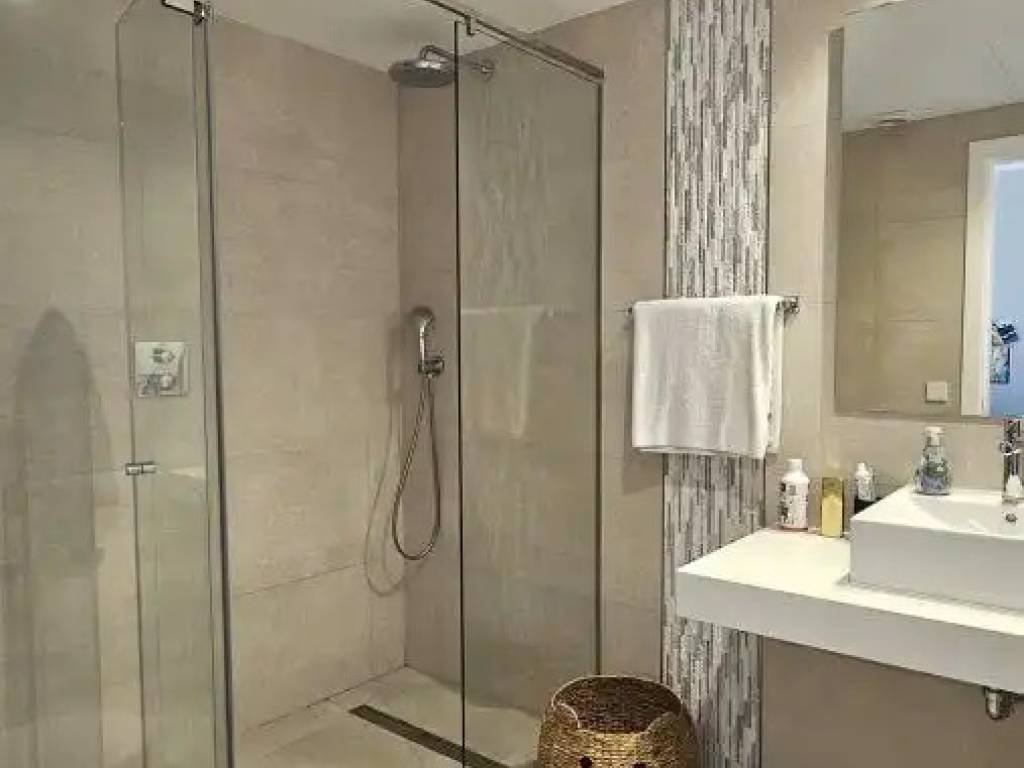 Maison 678 m² à San Roque