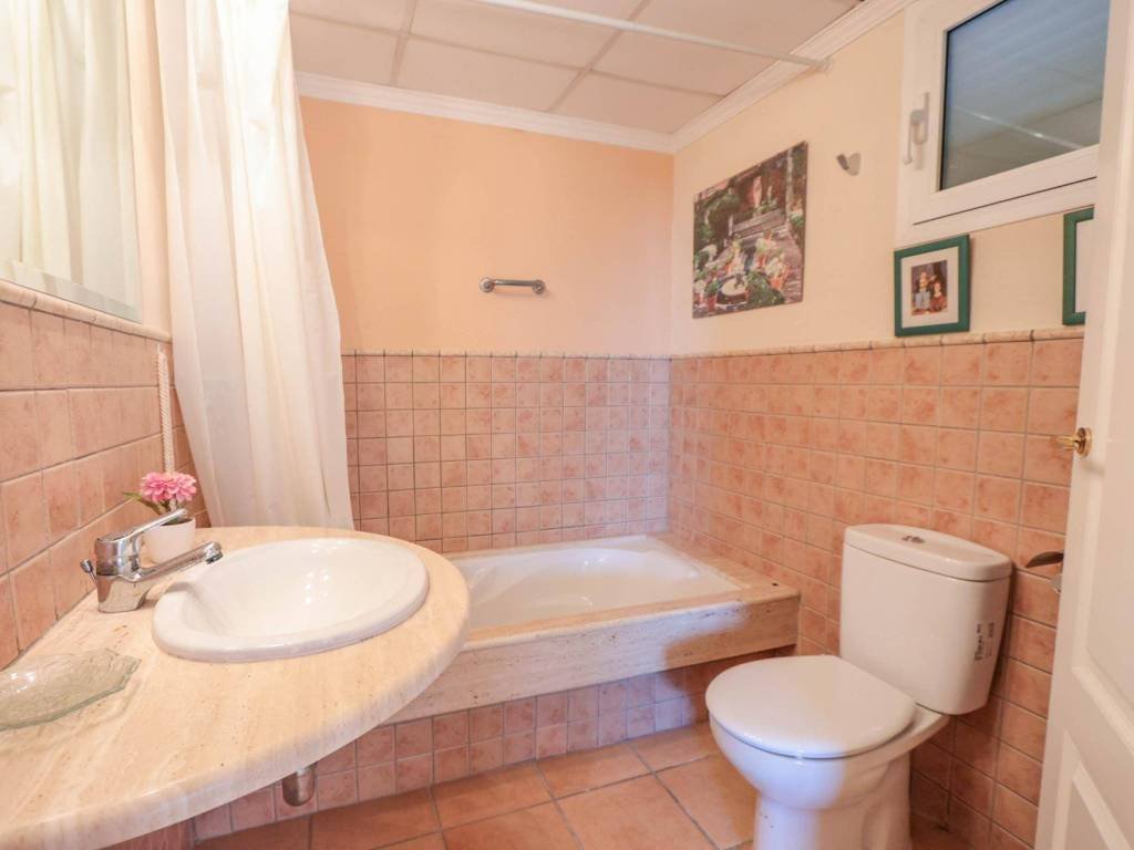 Casa 268 m² a Rocafort
