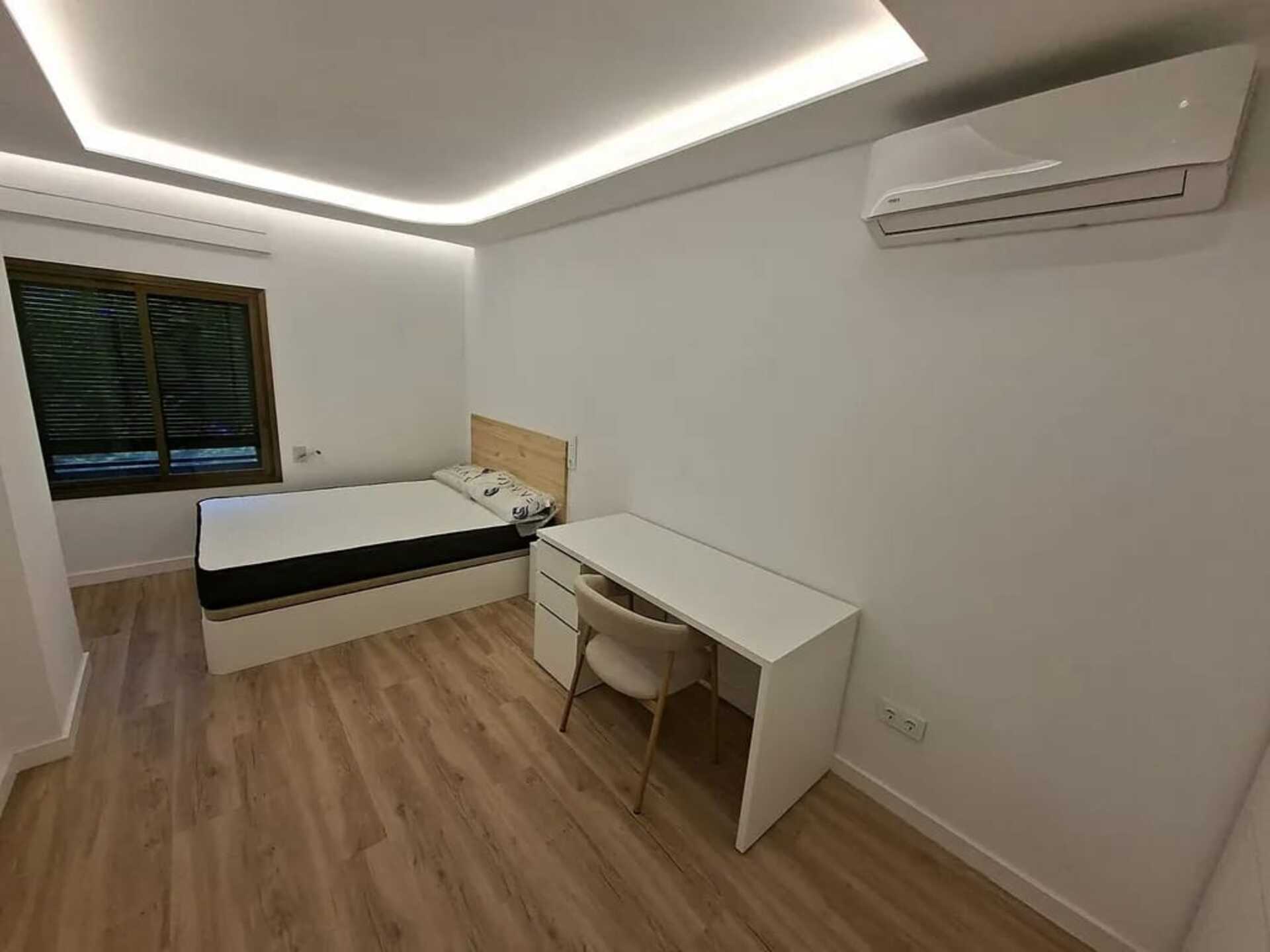 Pis de 80 m² a València